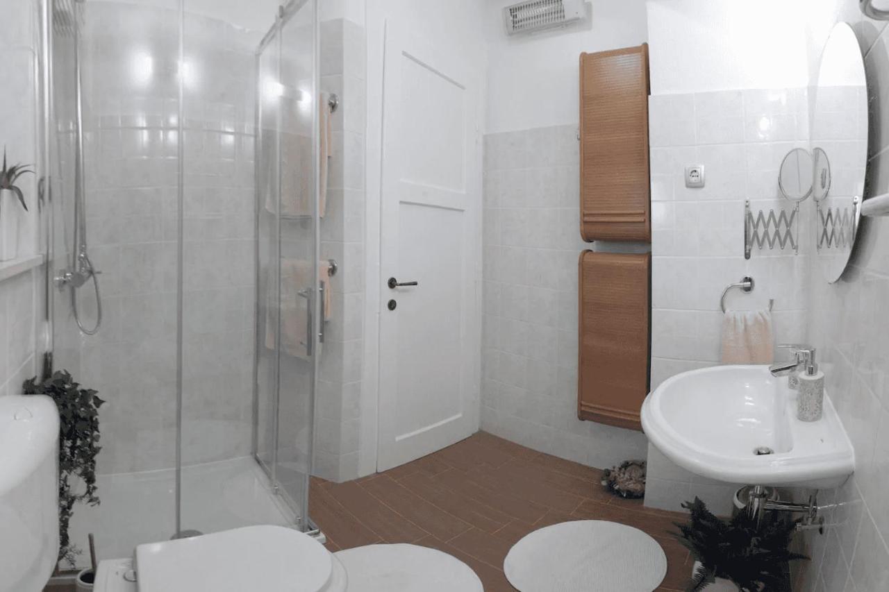 ספליט Beach Apartment Butterfly With Sea View מראה חיצוני תמונה